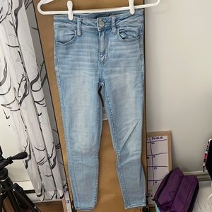 American Eagle skinny jeans